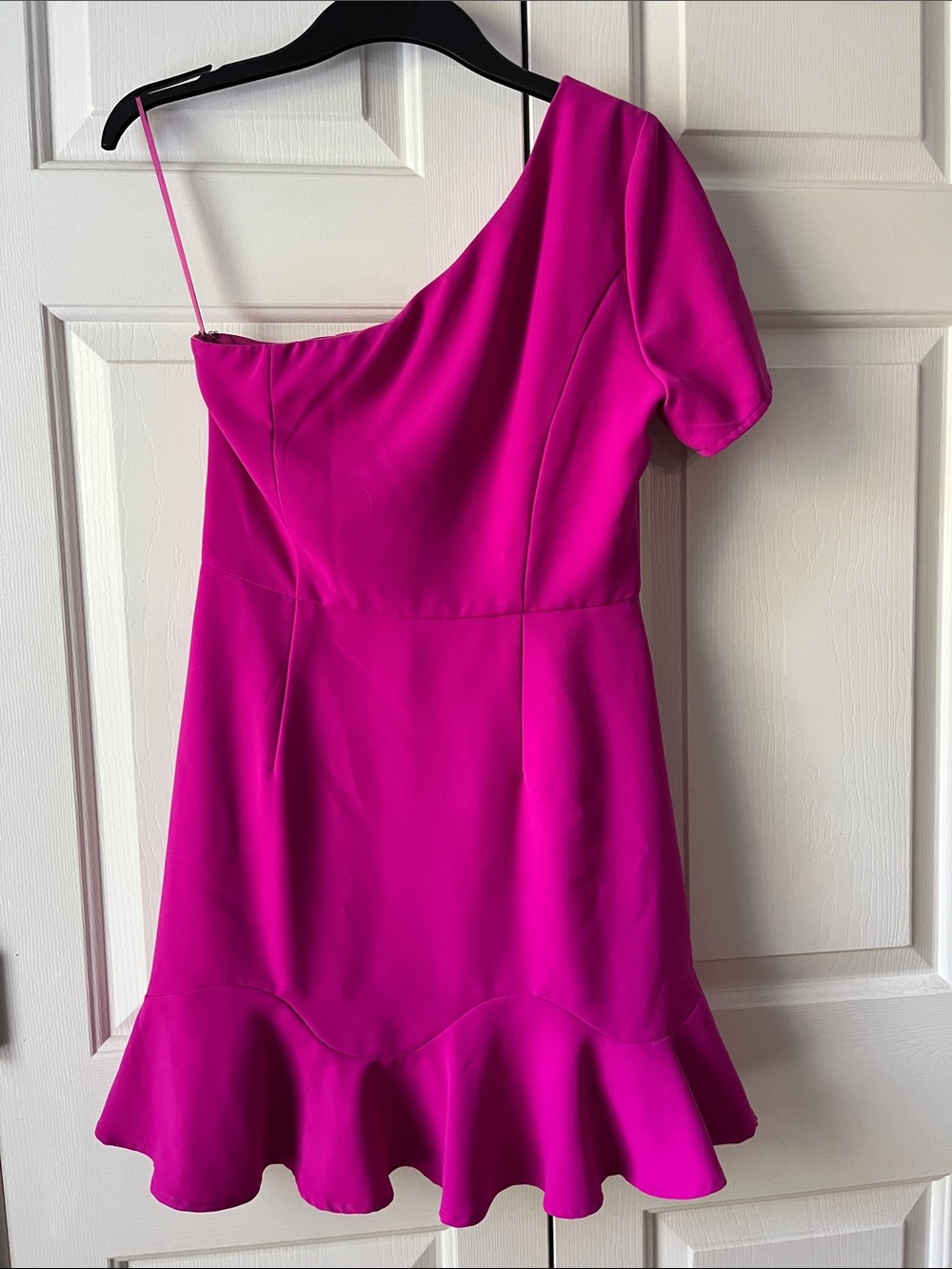 TCEC Pink Asymmetrical Ruffle Hem Cocktail Mini Dress Size Medium Barbiecore - Picture 2 of 6